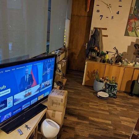 Chambre Canal St Martin Apartment Париж Екстериор снимка